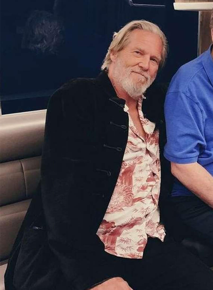 Jeff Bridges Dan Chase The Old Man S02 Black Coat