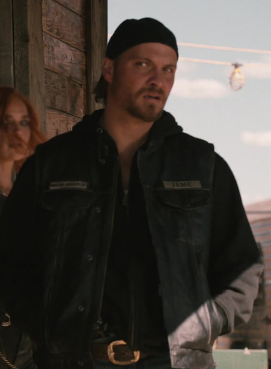 Luke Grimes Marshals 2026 Kayce Dutton Leather Vest