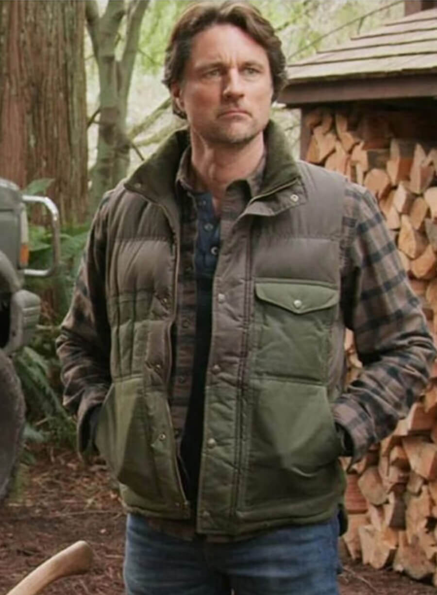 Martin Henderson Virgin River Jack Sheridan Vest
