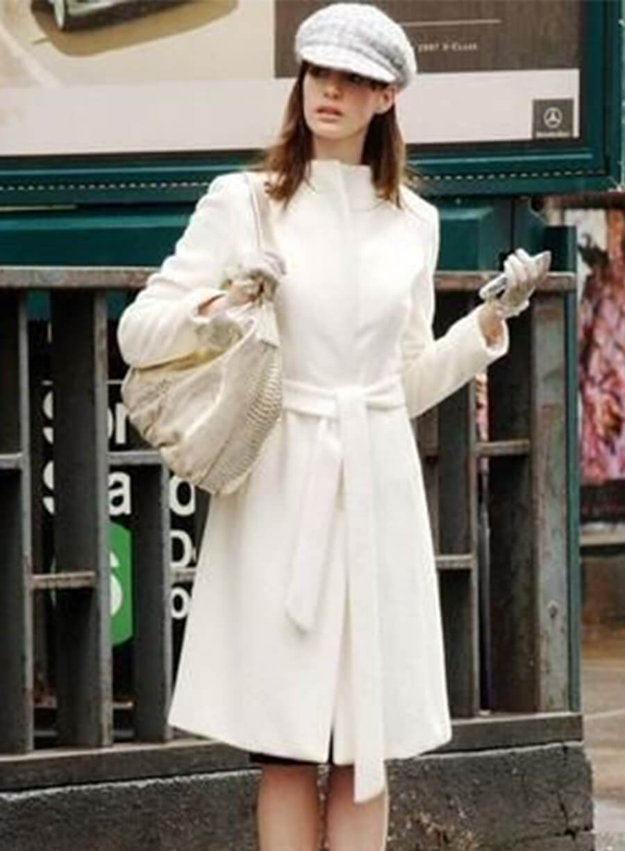 Anne Hathaway The Devi Wears Prada 2006 Andy Sachs White Coat