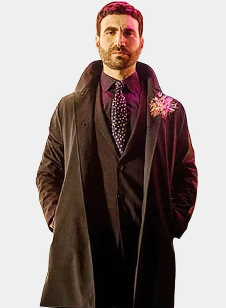 Brett Goldstein Ted Lasso S02 Roy Kent Coat
