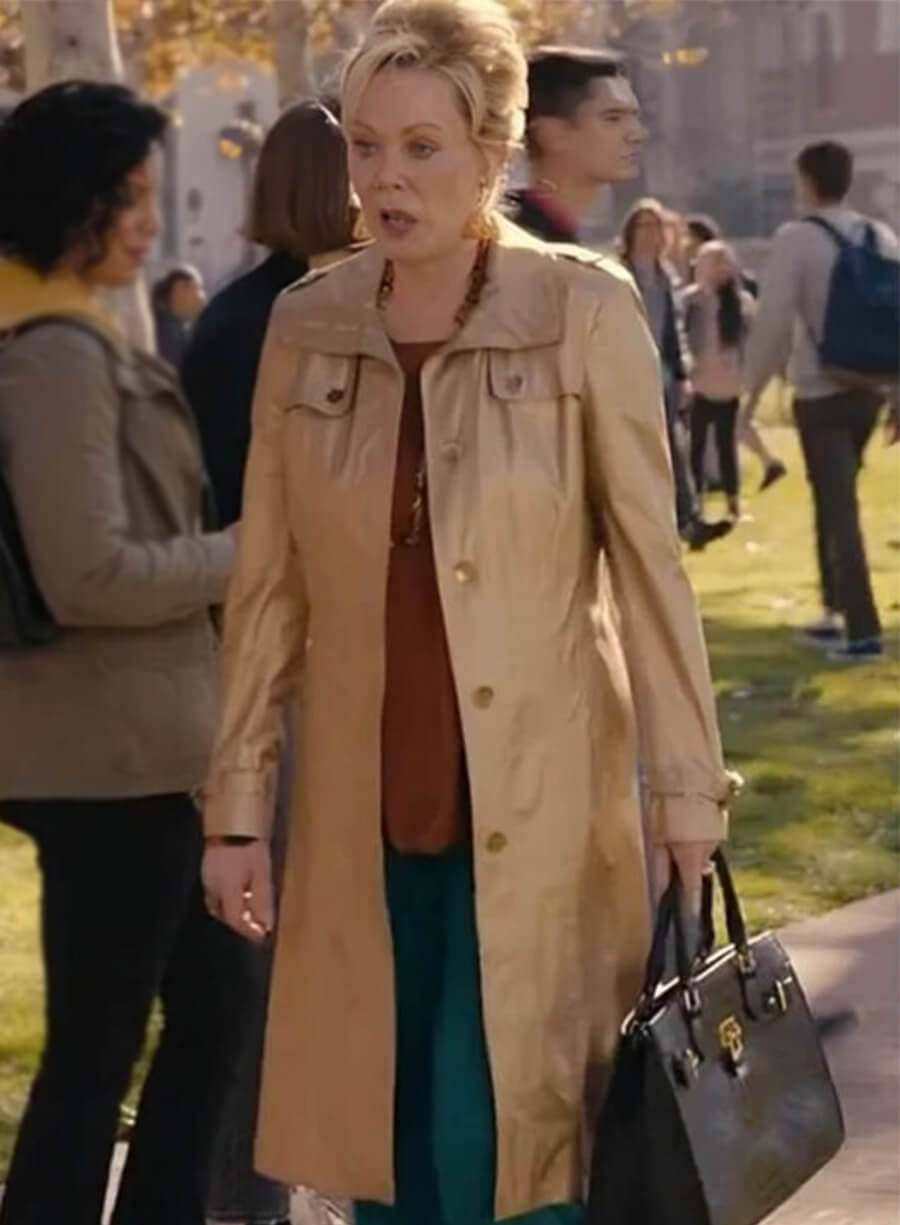 Deborah Vance Hacks Jean Smart Coat