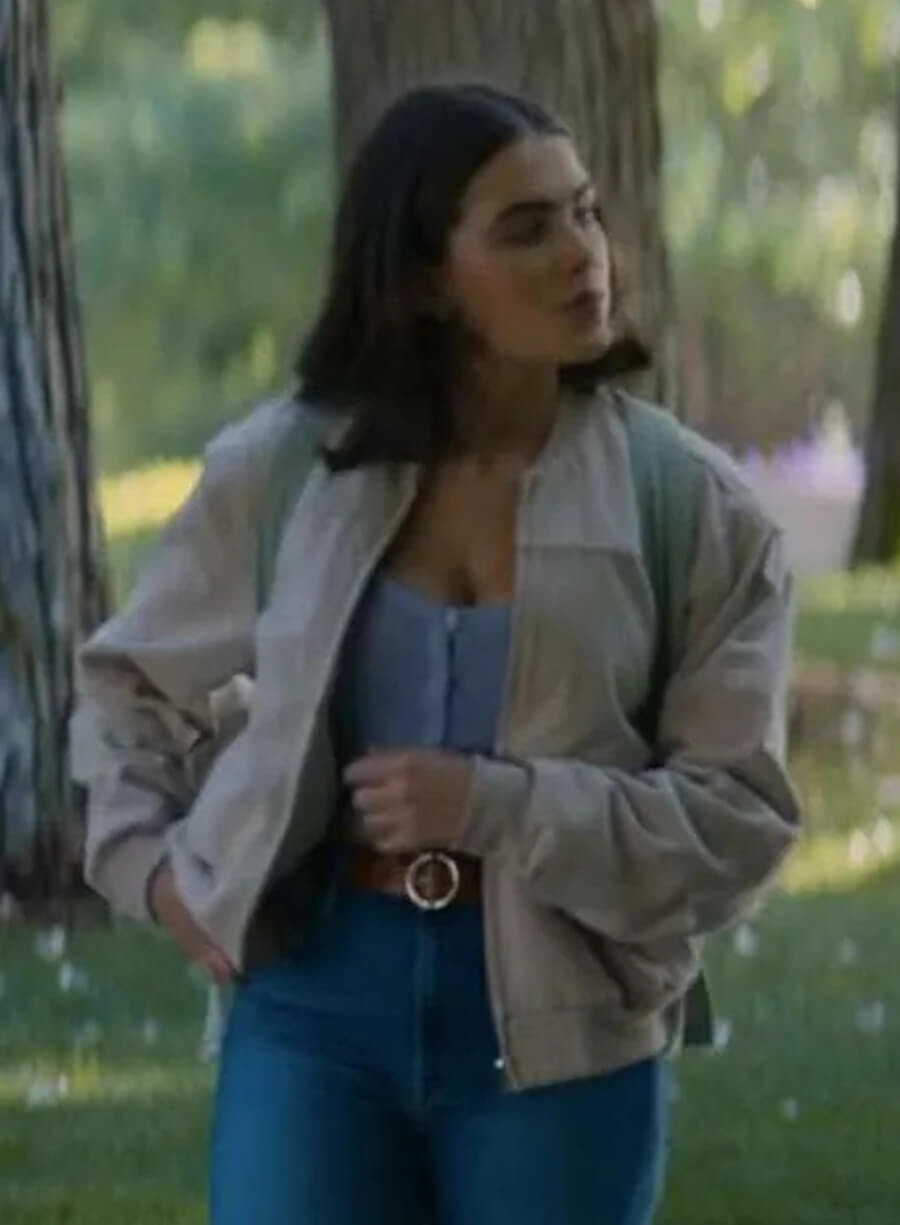 Ella Bright Off Campus 2026 Hannah Wells Beige Bomber Jacket