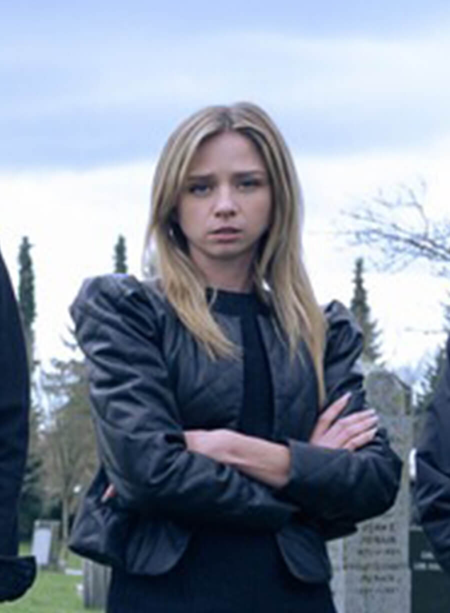Final Destination: Bloodlines Anna Lore Julia Campbell Black Jacket