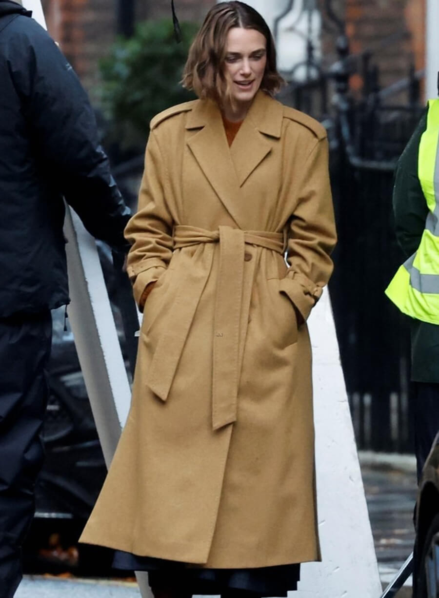 Keira Knightley Black Doves S02 Helen Wool Coat