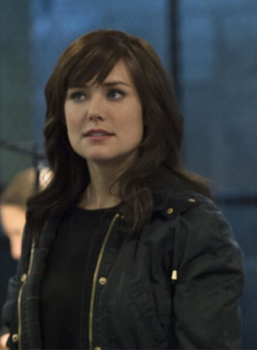 Megan Boone The Blacklist S01 Elizabeth Keen Black Jacket
