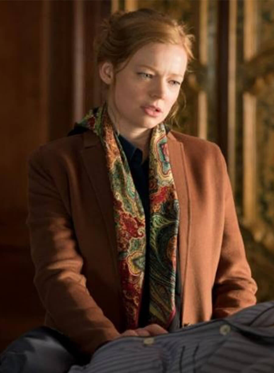 Sarah Snook Succession S01 Shiv Roy Brown Long Coat