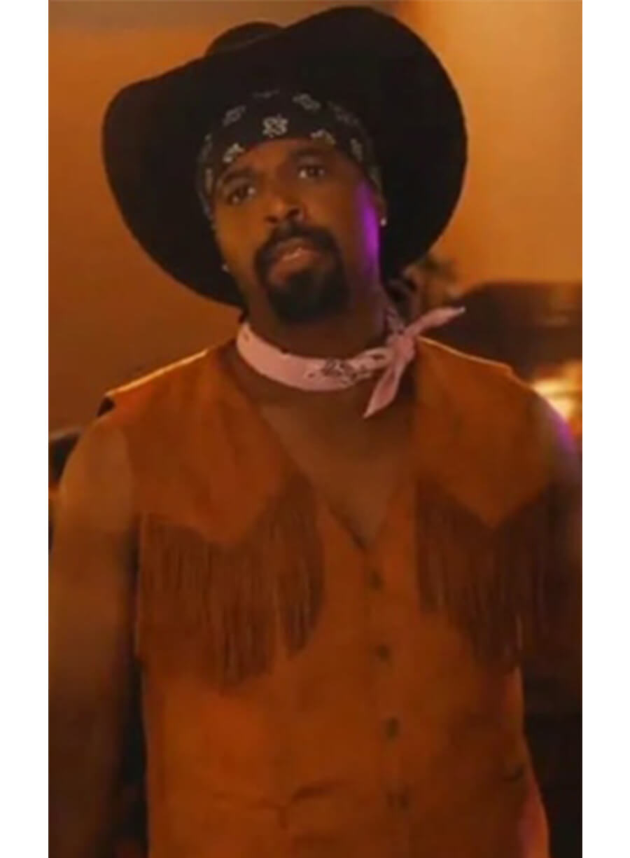 Shawn Wayans Scary Movie 2026 Ray Fringe Orange Vest