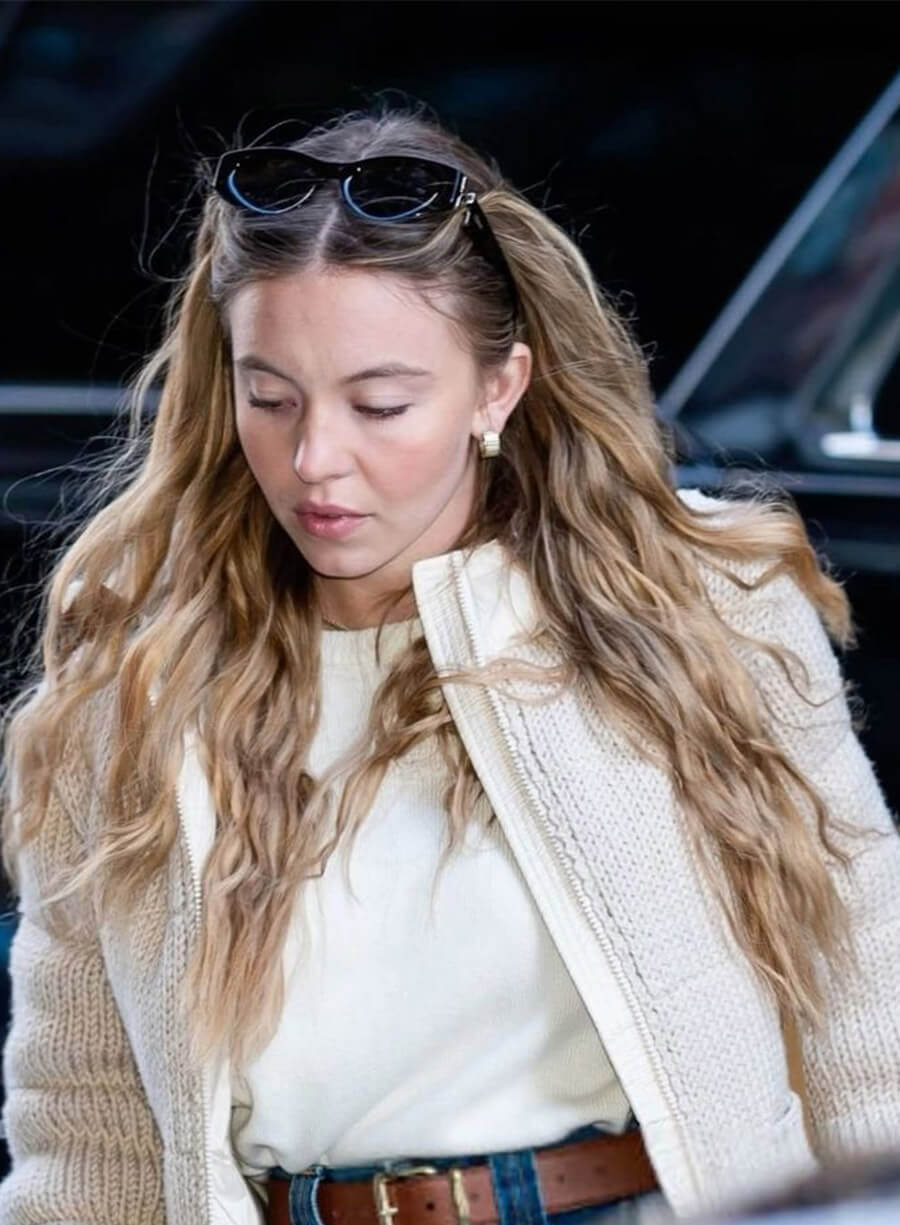  Sydney Sweeney Off-white Jacket
