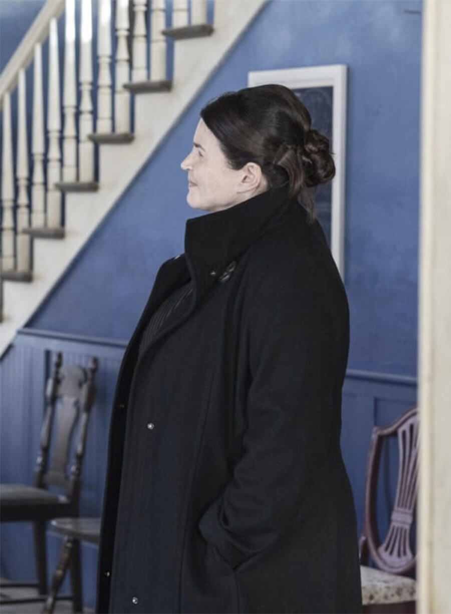 The Walking Dead World Beyond Elizabeth Kublek Black Coat