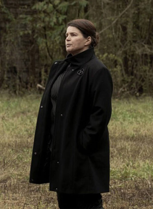 The Walking Dead World Beyond Elizabeth Kublek Black Coat