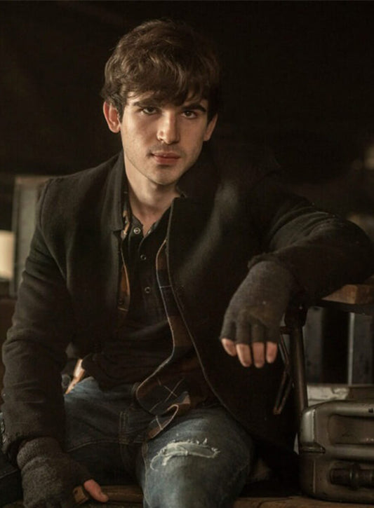 The Walking Dead World Beyond Ted Sutherland Percy Black Coat