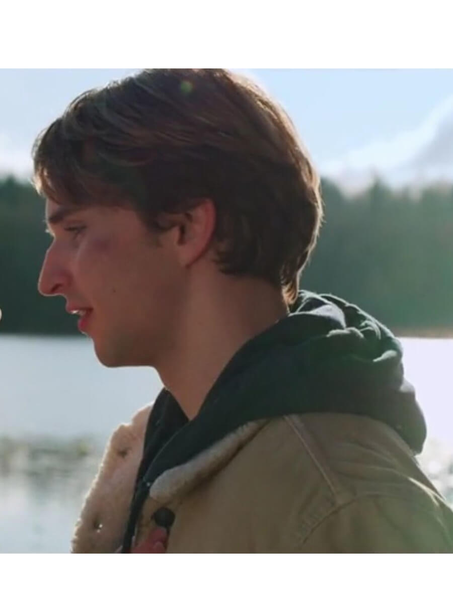 Virgin River S02 Ricky Beige Fur Jacket